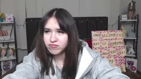 Snapshot of laurahlot chatting on 02-03-25, 04:14 LauraHlot online show from 02-03-25, 04:14