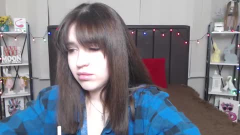 Snapshot of laurahlot chatting on 02-10-25, 06:45 LauraHlot online show from 02-10-25, 06:45