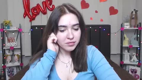 Snapshot of laurahlot chatting on 02-12-25, 10:15 LauraHlot online show from 02-12-25, 10:15