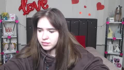 Snapshot of laurahlot chatting on 02-25-25, 02:25 LauraHlot online show from 02-25-25, 02:25