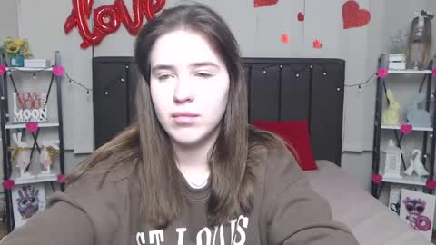 Snapshot of laurahlot chatting on 03-10-25, 10:34 LauraHlot online show from 03-10-25, 10:34