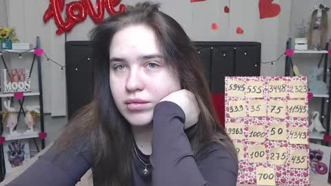 Snapshot of laurahlot chatting on 03-12-25, 06:29 LauraHlot online show from 03-12-25, 06:29