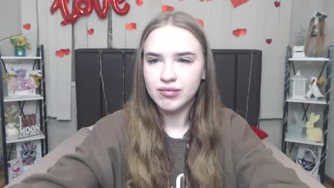 LauraHlot online show from 04-11-26, 06:01