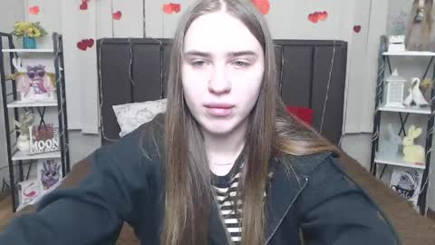 Snapshot of laurahlot chatting on 05-31-26, 05:53 LauraHlot online show from 05-31-26, 05:53