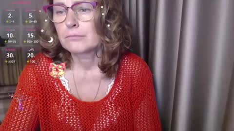 Snapshot of lauraoven1 chatting on 12-03-24, 03:44 Lauraoven1 online show from 12-03-24, 03:44