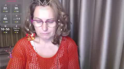 Snapshot of lauraoven1 chatting on 12-05-24, 01:17 Lauraoven1 online show from 12-05-24, 01:17
