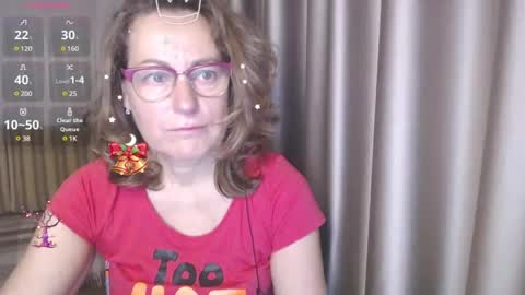 Snapshot of lauraoven1 chatting on 12-11-24, 07:31 Lauraoven1 online show from 12-11-24, 07:31