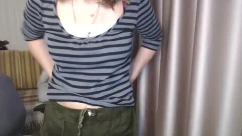 Snapshot of lauraoven1 chatting on 12-14-24, 09:29 Lauraoven1 online show from 12-14-24, 09:29