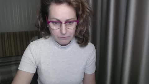 Snapshot of lauraoven1 chatting on 01-13-25, 12:35 Lauraoven1 online show from 01-13-25, 12:35