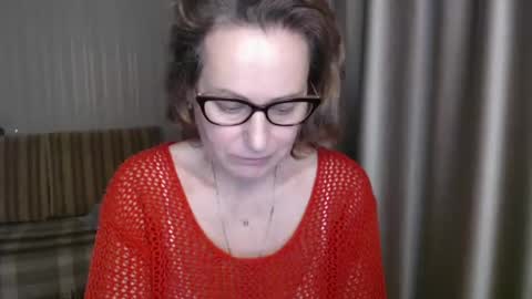 Snapshot of lauraoven1 chatting on 02-01-25, 06:08 Lauraoven1 online show from 02-01-25, 06:08