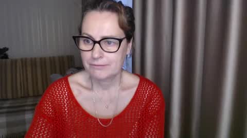 Snapshot of lauraoven1 chatting on 02-02-25, 01:08 Lauraoven1 online show from 02-02-25, 01:08