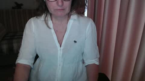 Snapshot of lauraoven1 chatting on 03-04-25, 12:55 Lauraoven1 online show from 03-04-25, 12:55