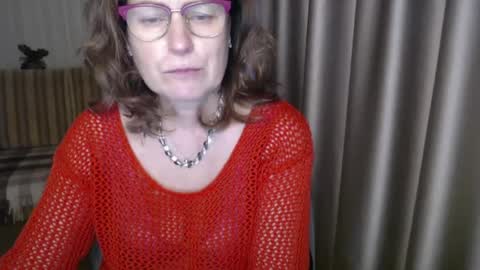 Snapshot of lauraoven1 chatting on 03-09-25, 03:16 Lauraoven1 online show from 03-09-25, 03:16