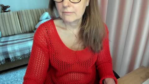 Lauraoven1 online show from 03-07-26, 08:33