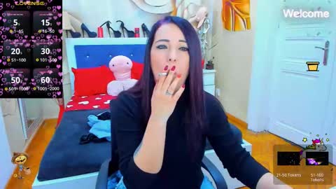 Laura online show from 02-03-25, 04:14