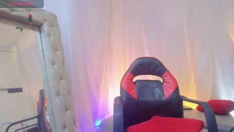Snapshot of laurasofia45 chatting on 07-06-26, 03:14 Laura Sofia online show from 07-06-26, 03:14