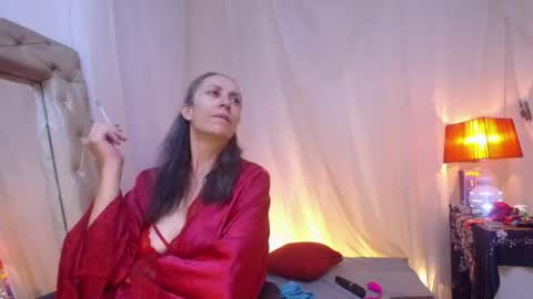 Snapshot of laurasofia45 chatting on 07-15-26, 04:29 Laura Sofia online show from 07-15-26, 04:29