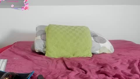 Laura Lara Sommer online show from 02-01-25, 12:29