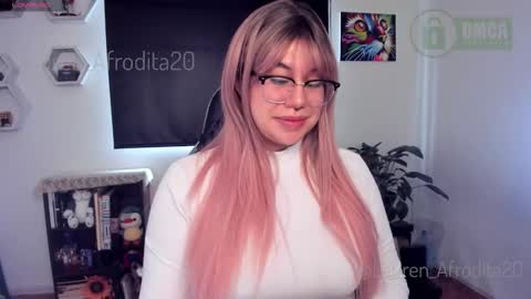 Snapshot of lauren_afrodita chatting on 10-28-25, 12:52 Im Lauren independent model online show from 10-28-25, 12:52