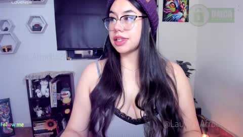 Snapshot of lauren_afrodita chatting on 11-10-25, 06:01 Im Lauren independent model online show from 11-10-25, 06:01