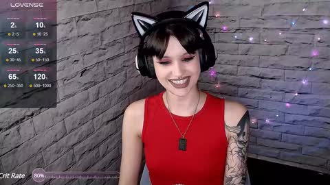 Snapshot of lauren_raquel chatting on 01-04-25, 08:16 Eva online show from 01-04-25, 08:16