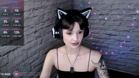 Snapshot of lauren_raquel chatting on 02-06-25, 06:24 Eva online show from 02-06-25, 06:24