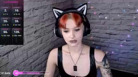 Snapshot of lauren_raquel chatting on 02-23-25, 05:50 Eva online show from 02-23-25, 05:50