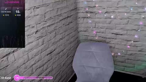 Snapshot of lauren_raquel chatting on 03-06-25, 07:21 Eva online show from 03-06-25, 07:21