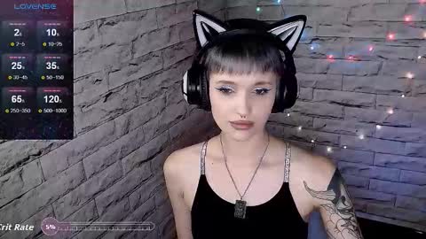 Snapshot of lauren_raquel chatting on 10-03-25, 05:54 Eva online show from 10-03-25, 05:54