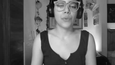 Lauren online show from 12-10-24, 12:28