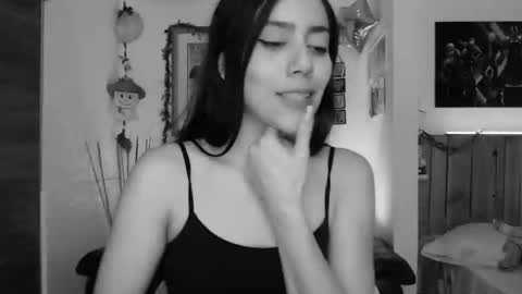 Lauren online show from 12-16-24, 12:04