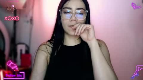 Lauren online show from 11-23-25, 05:29