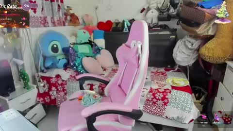 Snapshot of laurencesophiets chatting on 12-08-24, 05:11 SF online show from 12-08-24, 05:11
