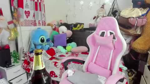 Snapshot of laurencesophiets chatting on 12-13-24, 10:34 SF online show from 12-13-24, 10:34