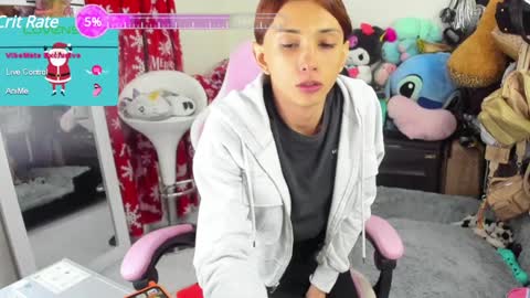 Snapshot of laurencesophiets chatting on 01-03-25, 07:50 SF online show from 01-03-25, 07:50