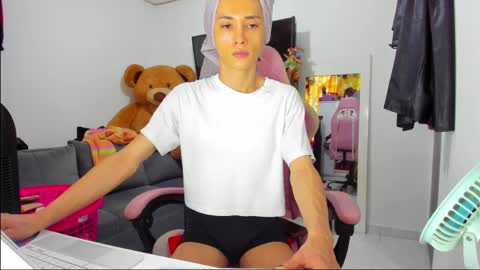 SF online show from 04-22-26, 08:43