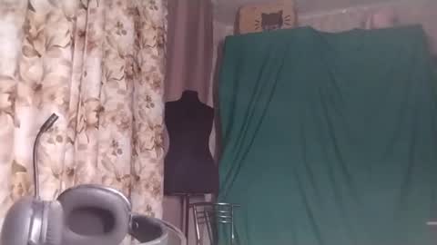 Snapshot of laurenehadson chatting on 07-28-26, 04:39 Marge online show from 07-28-26, 04:39