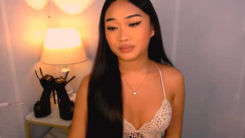 chloe3 online show from 11-23-25, 06:41