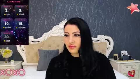 Snapshot of laurenjenssen chatting on 12-28-24, 08:48 Laura online show from 12-28-24, 08:48