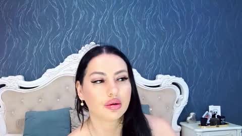 Laura online show from 11-07-25, 08:58