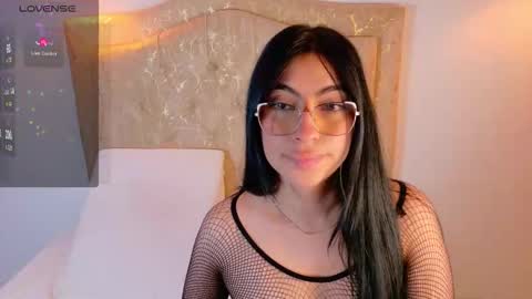 laurenn_smitth online show from 11-26-25, 12:39