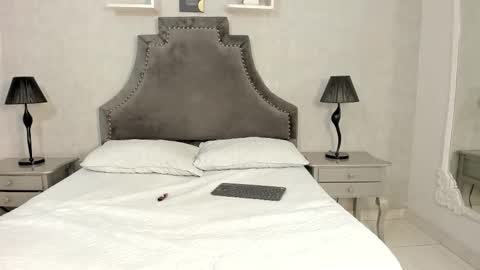 Snapshot of laurensnow1_ chatting on 09-30-25, 03:50 Lauren online show from 09-30-25, 03:50