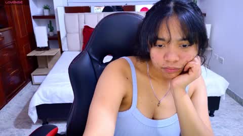 laurent online show from 09-15-25, 03:06