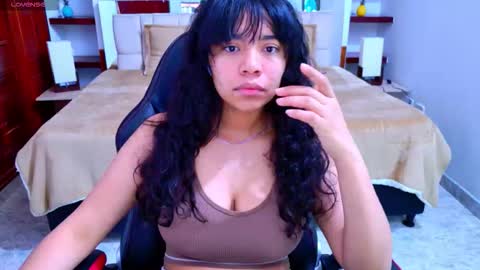 laurent online show from 10-08-25, 03:04