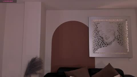 Snapshot of laurentrosse1 chatting on 04-19-26, 06:10 Laurent Rosse online show from 04-19-26, 06:10