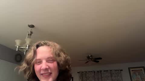 Snapshot of lausfavorite chatting on 10-14-25, 06:14 lausfavorite online show from 10-14-25, 06:14