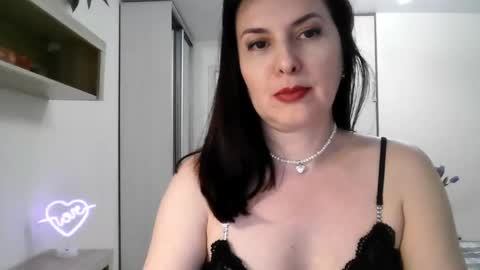 Diana  online show from 03-10-25, 10:24