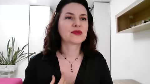 Diana  online show from 10-15-25, 04:18