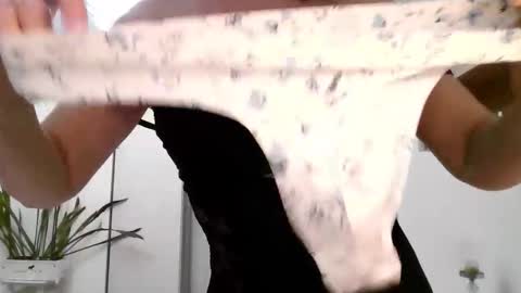 Diana  online show from 02-18-26, 08:16