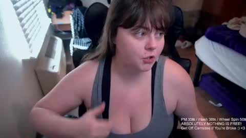 Snapshot of lavendermei chatting on 06-20-26, 03:15 LavenderMei online show from 06-20-26, 03:15